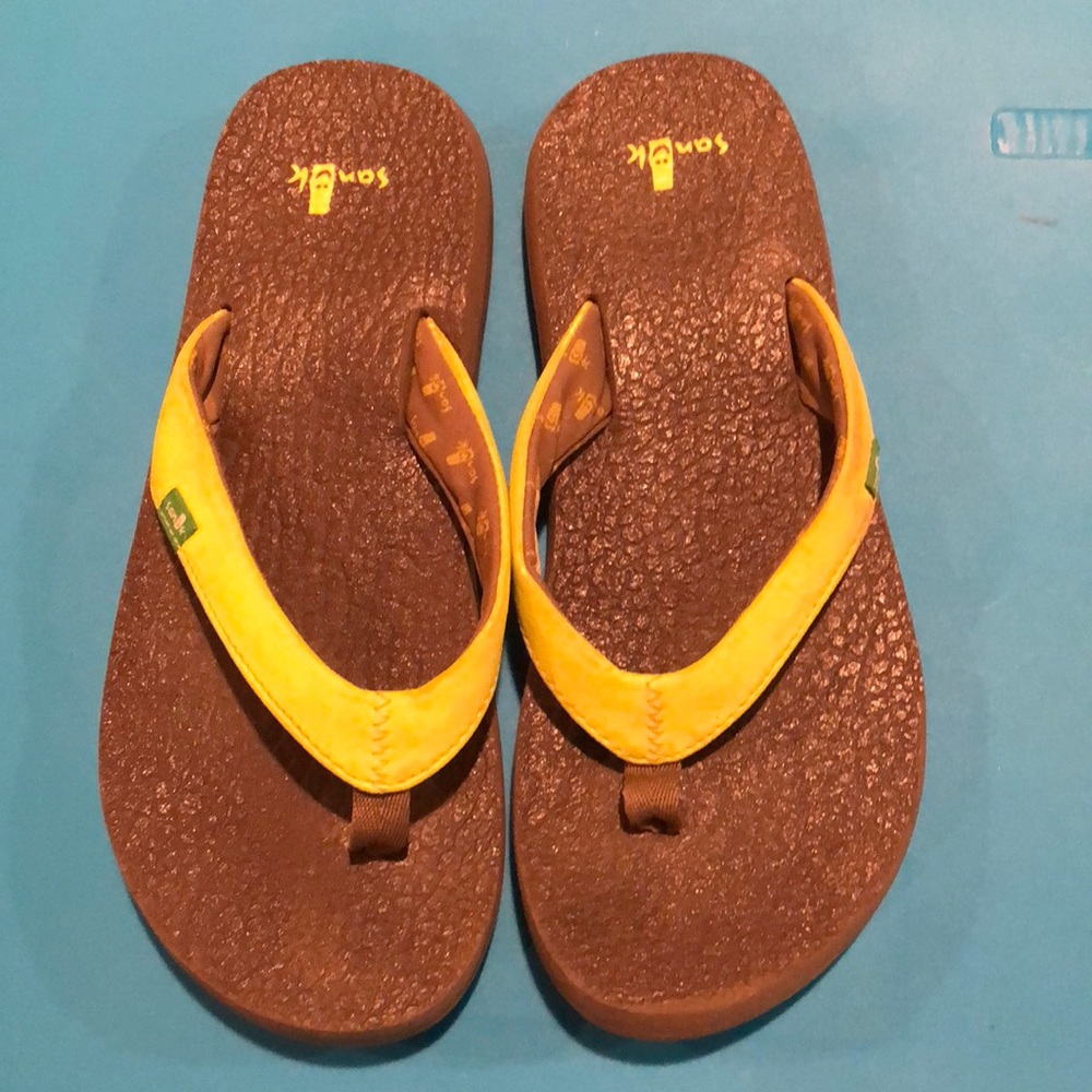 Flip flops